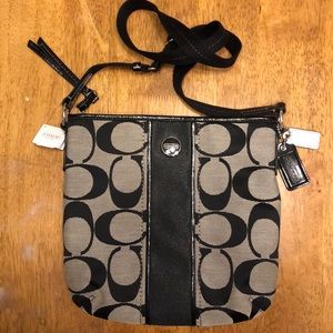 Coach NWT Sis Duffle